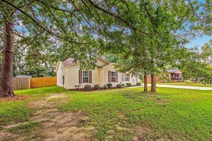 Exterior - Family Friendly w/ Fenced Yard and EV Charger! (Fayetteville)