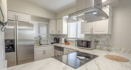 IRB Poolside Unit A Star5Vacations