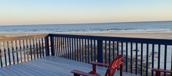 First Row Beachfront - Steps to the Sand - Gulf Views - Pet-Friendly