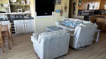 Una Smart TV, libros