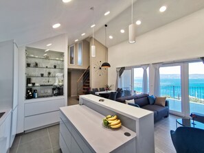 Interior - Cozy, modern and new apartment with the best view on Omis city and Adriatic sea (Omiš)