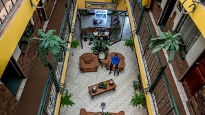 Unclassified image, 2 of 42, button - Hotel Amón Real (San José)