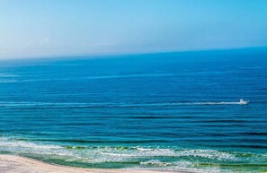 Beach nearby - "TRUE BLUE" PENTHOUSE GULF VIEWS (Panama City Beach)
