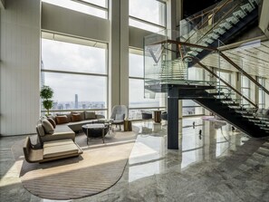 2 bars/lounges, lobby lounge - Sofitel Haikou (Haikou)