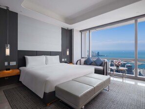 JUNIOR SUITE, Club Millesime Access,1 King Bed,  Ocean View | Down comforters, minibar, in-room safe, desk