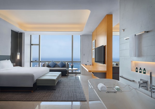 JUNIOR SUITE, Club Millesime Access,1 King Bed, Ocean View | View from room