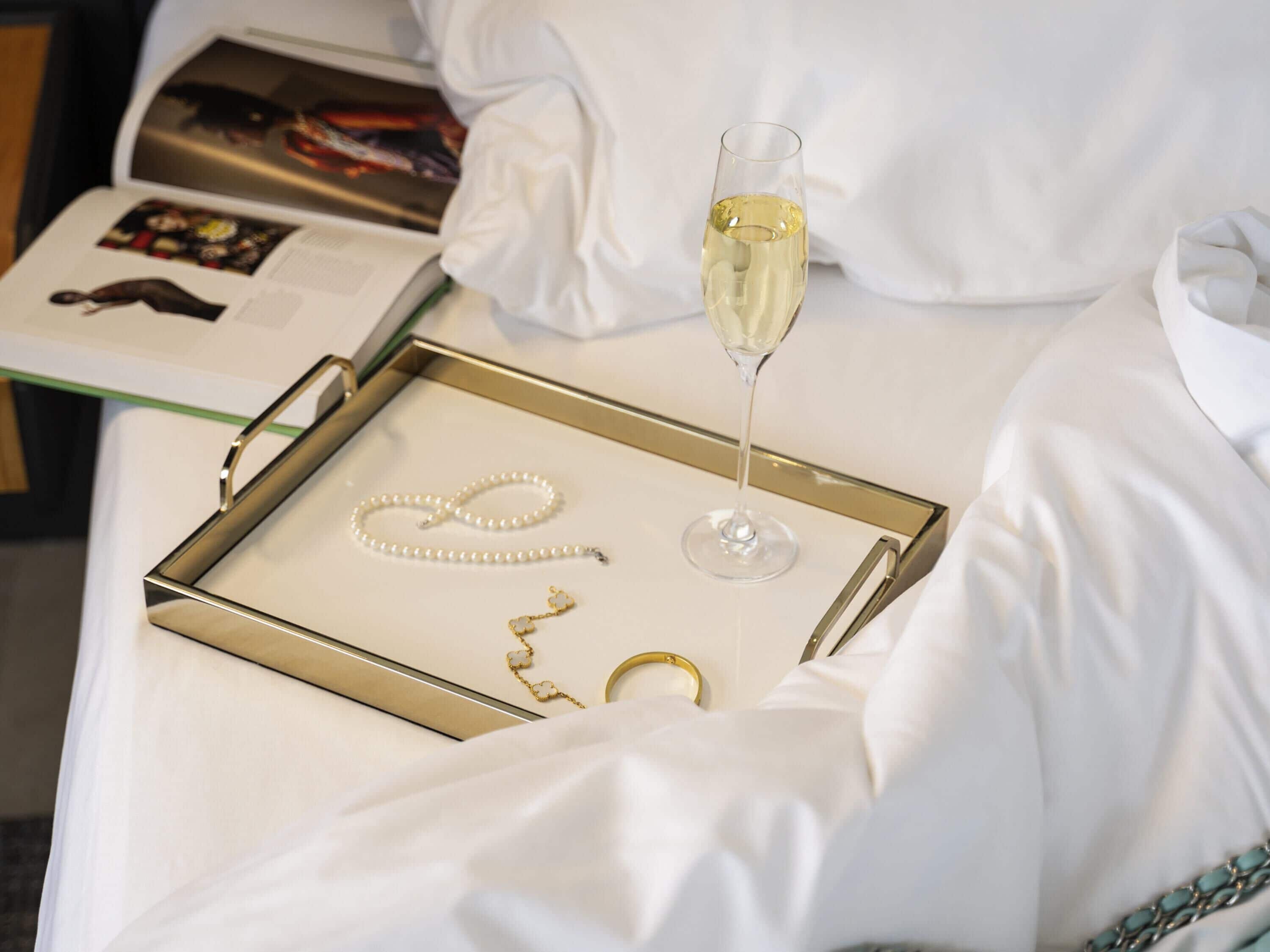 Luxury Room, 2 Single Beds, City View | Down duvets, minibar, in-room safe, desk