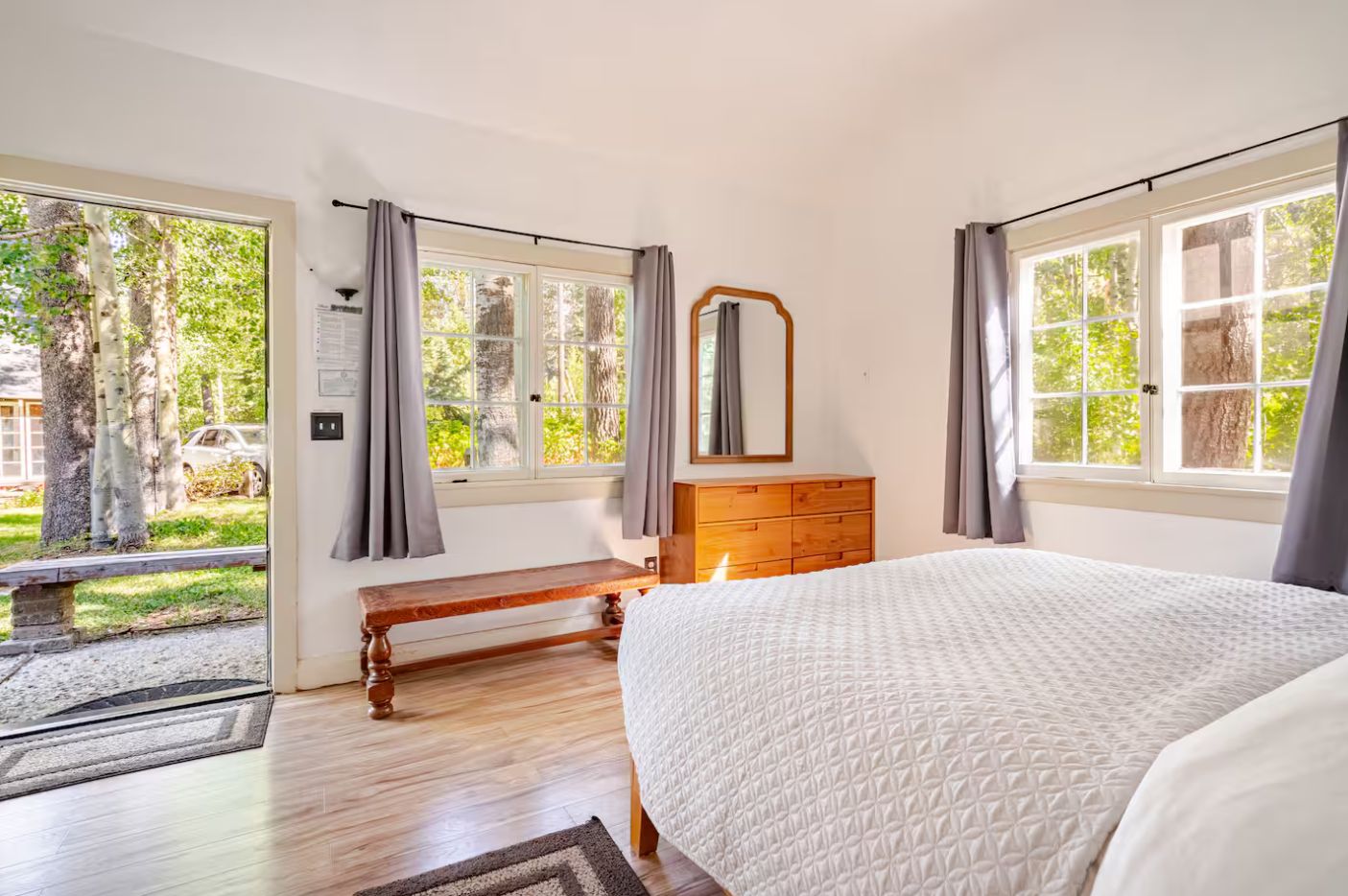 2 bedrooms, iron/ironing board, WiFi (free), bed sheets