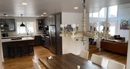 BEAUTIFUL PVT HOME W/ MODERN FURNISHING - EXCLUSIVE WEST BANK JACKSON HOLE