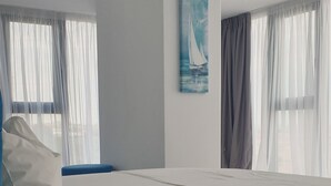 Panoramic Apartment | 2 bedrooms, iron/ironing board, WiFi (free) - Maritimo 6A (Constanta)