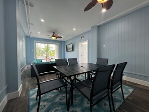 تناول الطعام