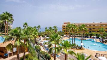 Piscina a l'aire lliure de temporada