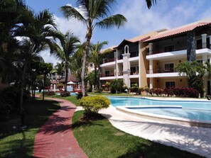 Alberca al aire libre 