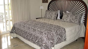 2 Schlafzimmer, Zimmersafe, Bügeleisen/Bügelbrett, WLAN