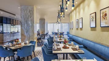 Daily buffet breakfast (INR 1000 per person)