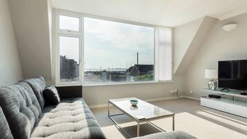 TV, DVD player, offices