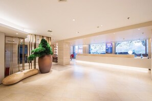 Lobby - JI Hotel Dalian Qingniwa (Dalian)