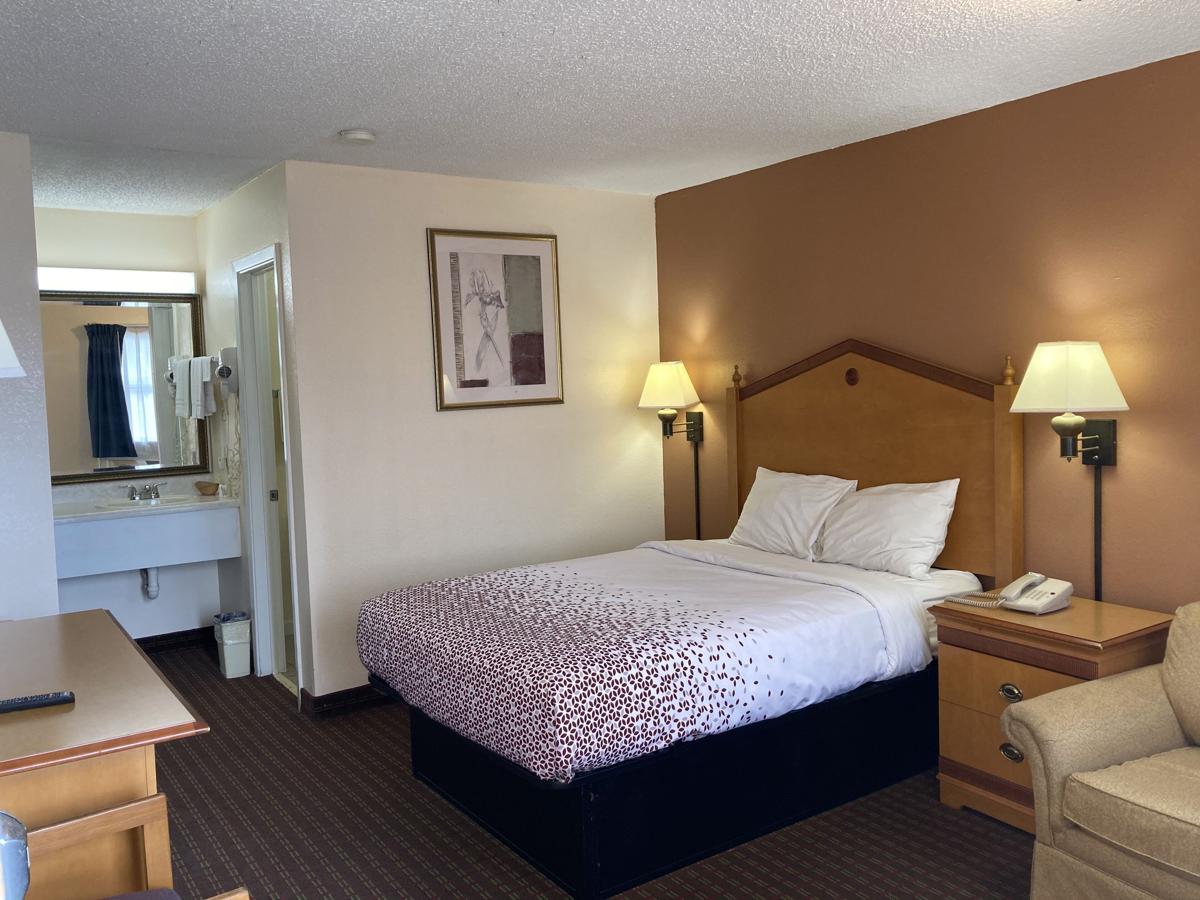 1 多间卧室、WiFi