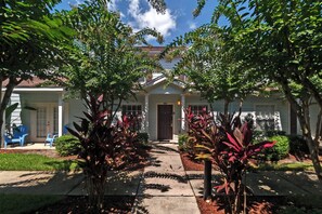 Exterior - 3 BD/ 2 BA/ Lucaya Village (1-102) (Kissimmee)