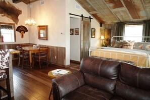 Interior - Run Away Ranch | Quiet and Peaceful Cabin (Harper)