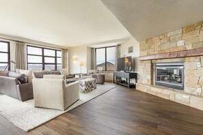 TV, fireplace - Grand Summit Hotel #702 Penthouse Ski-in, Ski-out Corner Unit (Park City)