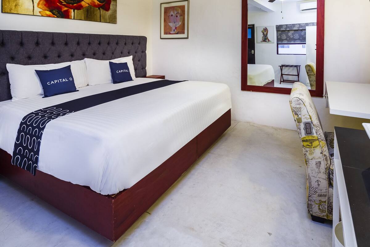 Habitación estándar | Minibar, escritorio, tabla de planchar con plancha y wifi gratis