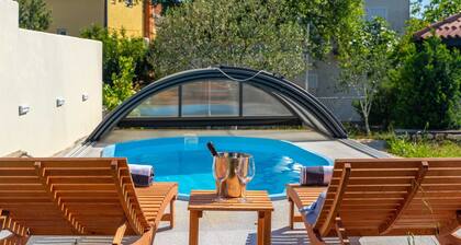 Charmante Villa Rea mit Pool und Garten