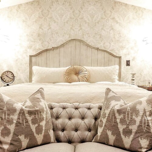 Historic, Elegant, Luxurious.