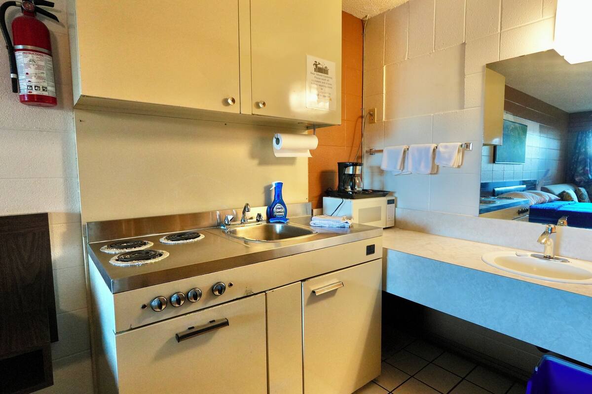 Microones i cafetera i tetera