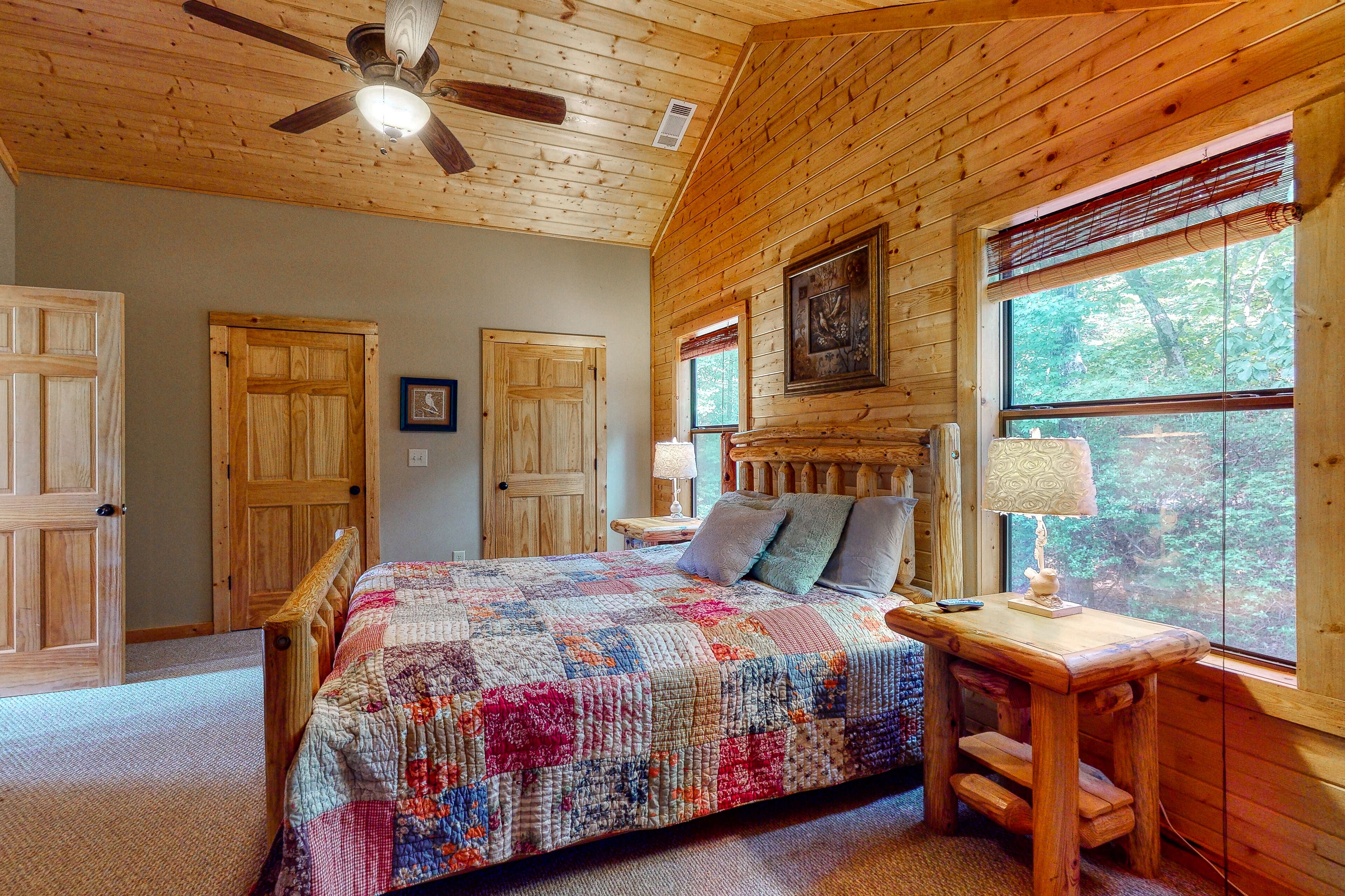 2 chambres, fer et planche à repasser, accès Internet, draps fournis