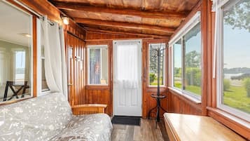 4 quartos, berço de viagem, Wi-Fi de cortesia, roupa de cama