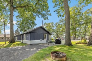 Exterior - Waterfront Resort Kayaks, Bikes, Docks, BBQ (Newaygo)