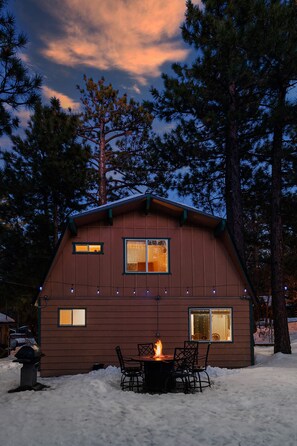 Exterior - EV Charger available at the cabin in the woods (Sugarloaf)