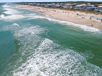 Ocean Oasis at Kure Beach, Oceanfront, Private Heated Pool