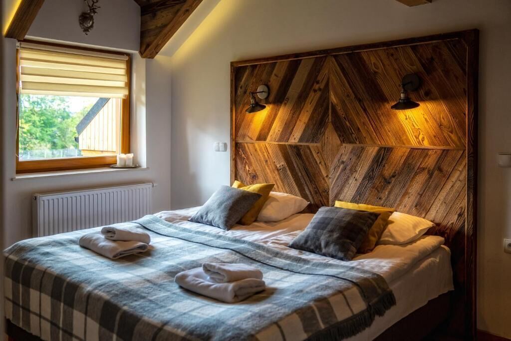 Laptop workspace, iron/ironing board, cribs/infant beds, free WiFi