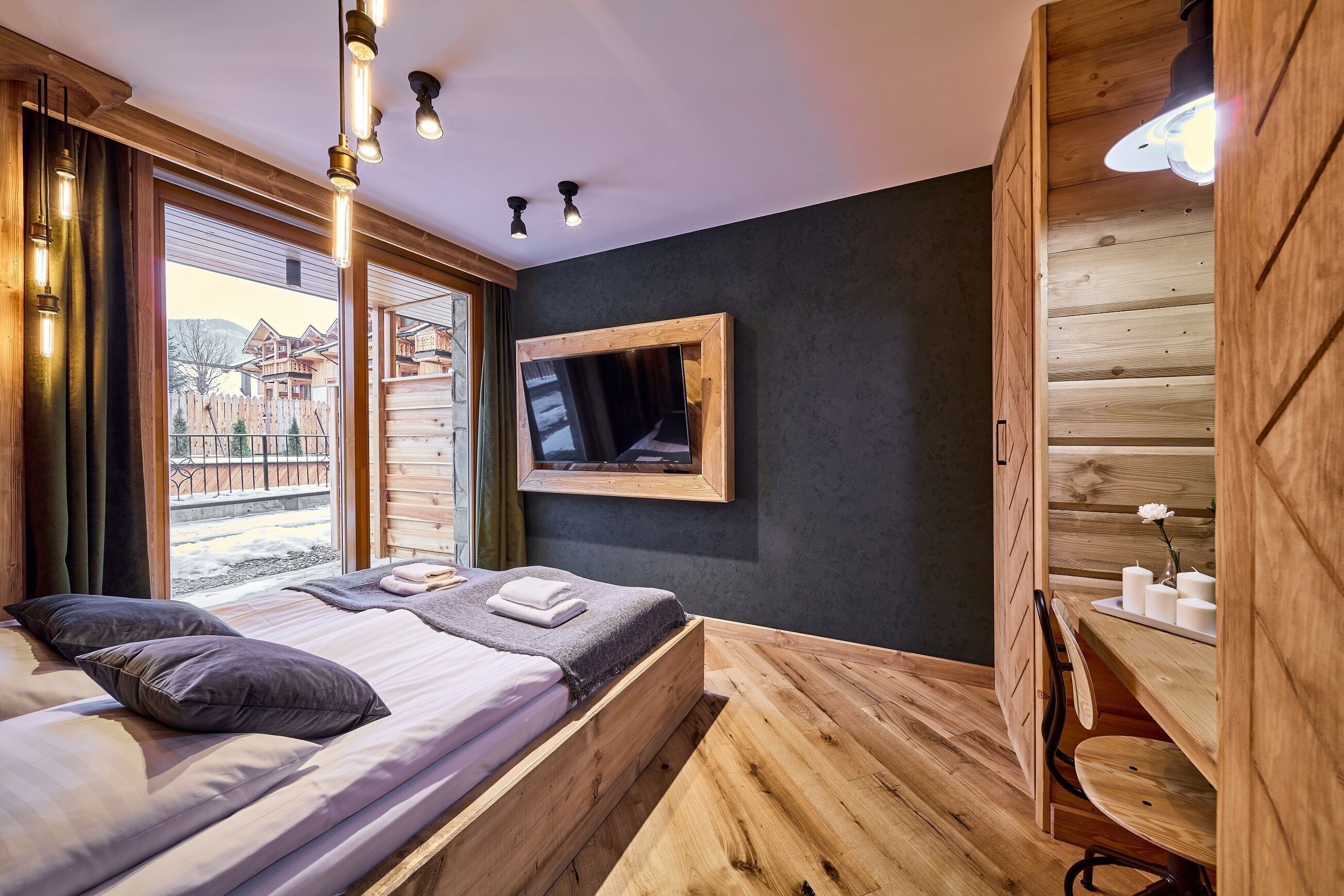 Laptop workspace, iron/ironing board, cribs/infant beds, free WiFi