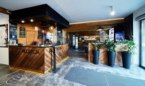 Reception - ApartHotel Giewont (Zakopane)