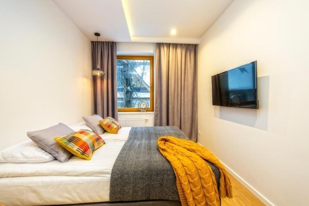 Laptop workspace, iron/ironing board, cribs/infant beds, free WiFi