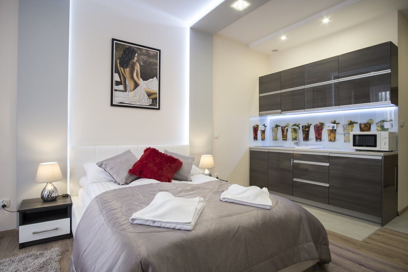 Laptop workspace, iron/ironing board, cribs/infant beds, free WiFi