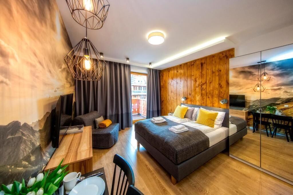 Laptop workspace, iron/ironing board, cribs/infant beds, free WiFi