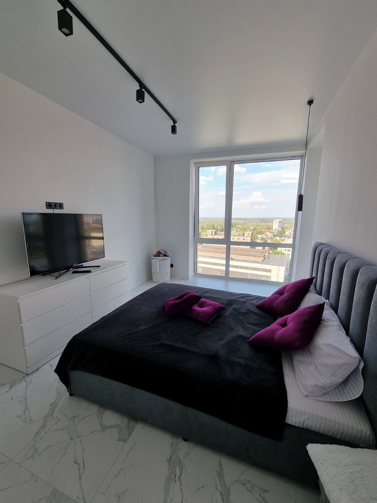 1 bedroom, iron/ironing board, internet