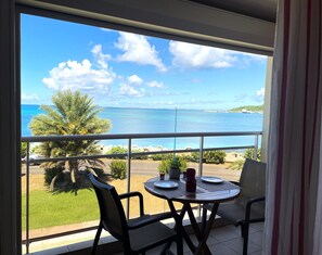 Outdoor dining - Studio Marigot , Panoramic View (Maigot)