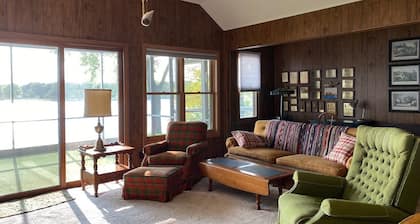 Rustic Three Bedroom Cabin with 28 Foot Dock on Cedar Lake - Nashua, Iowa