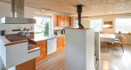 3 bedroom cozy home in Fur