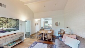 Smart TV, fireplace, DVD player, books