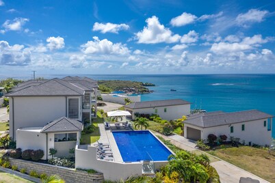 Citrine 2 Bedroom Luxury Suite With Resort Amenities