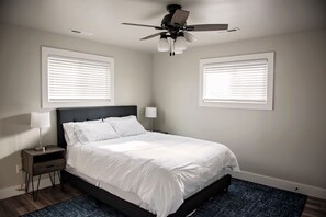 2 bedrooms, iron/ironing board, free WiFi, bed sheets