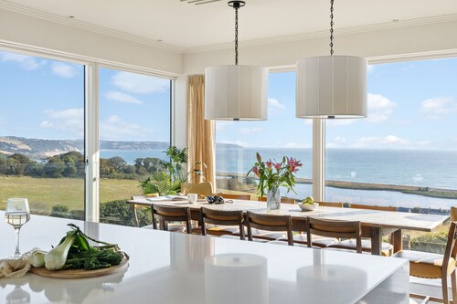 Golden Meadow -  Views - Pet Friendly - Free Parkin - Free WiFi