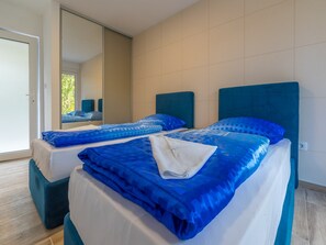 Villa | Een kluis op de kamer, een strijkplank/strijkijzer, gratis babybedden
