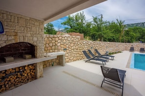 BBQ/picnic area
